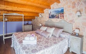 Apartamentos Rurales Millan
